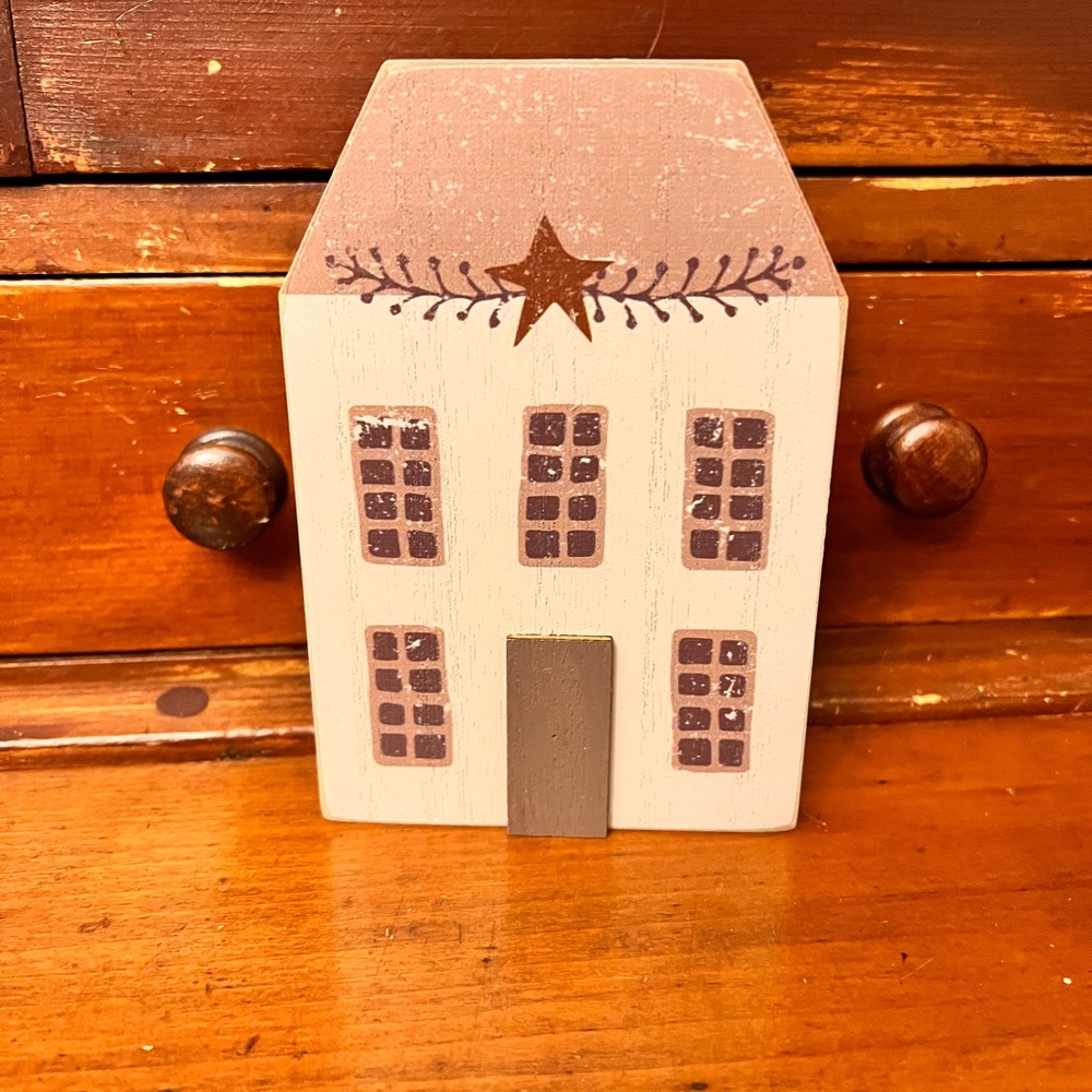 New wooden Distressed Primitive
Saltbox Sitter Farmhouse decor